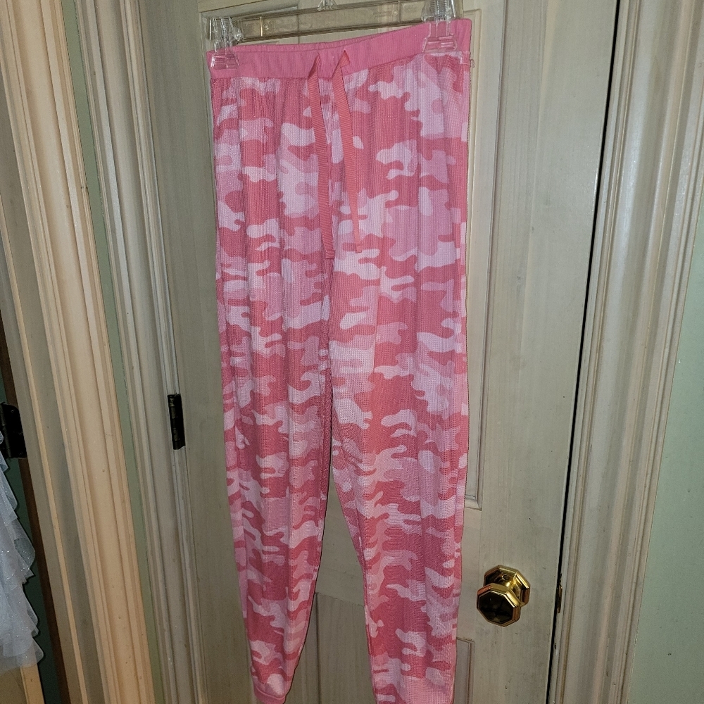 Girls sz L 14 Pajamas bottoms pink camouflage lounge Pants - Picture 3 of 5